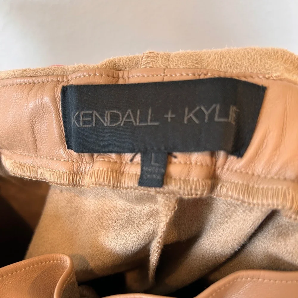 Kendall + KylieTan Faux Leather Paperbag Waist Shorts Women Size L Camel Hi Rise
